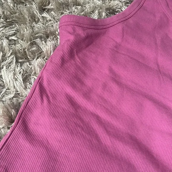 Pink Ribbed Tank Top - Picture 3 of 4